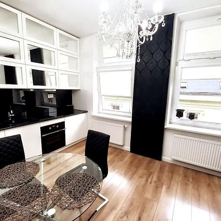 Old Town - Traugutta Street Apartment Красков Екстериор снимка