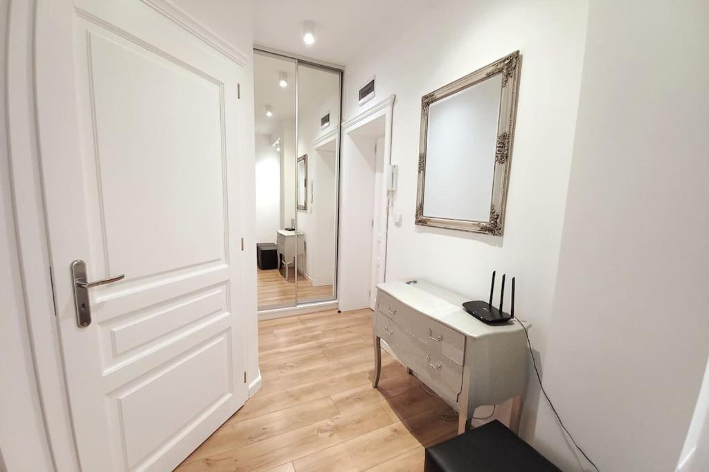 Old Town - Traugutta Street Apartment Красков Екстериор снимка