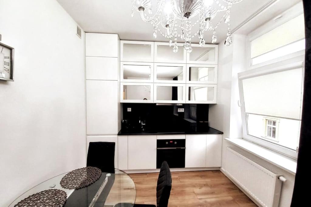 Old Town - Traugutta Street Apartment Красков Екстериор снимка